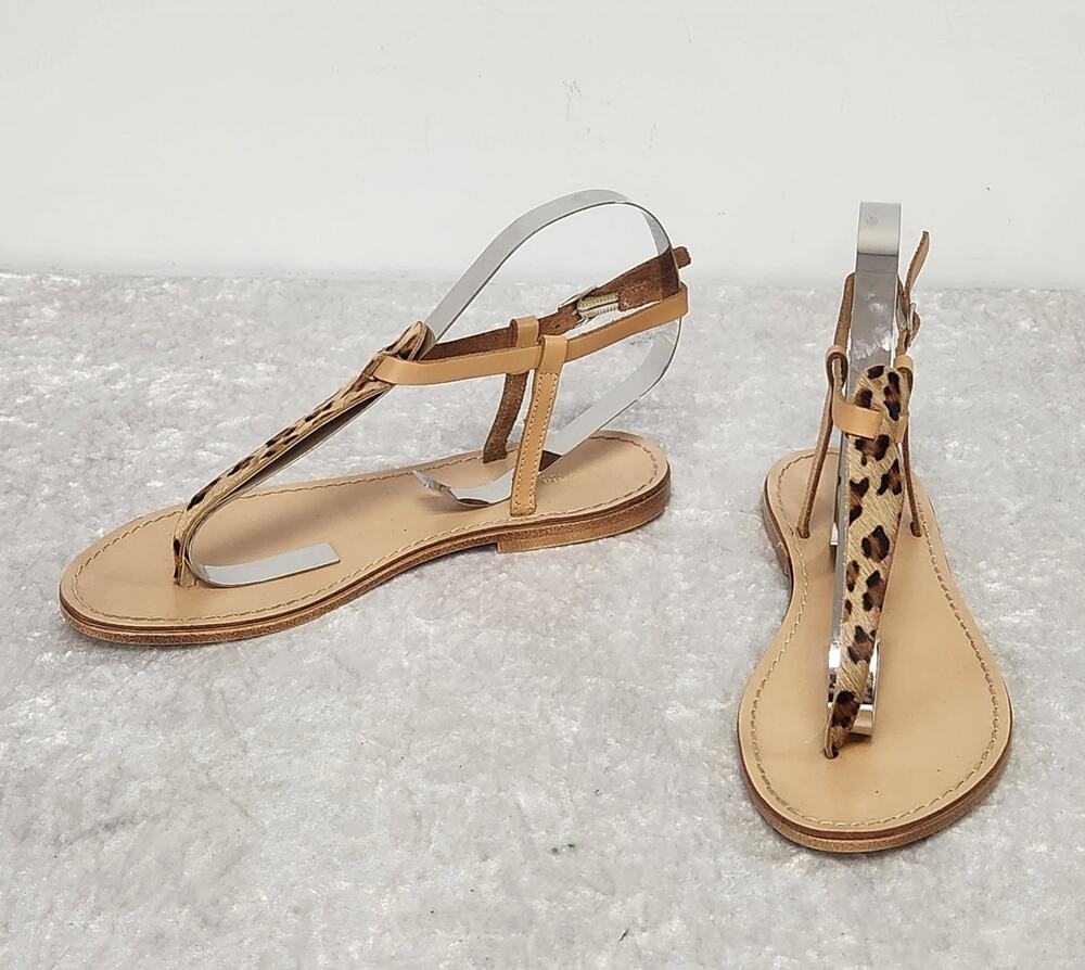 SOPHIA MILANO Women Flat Thong Leopard Print Sandals-Size 6.5